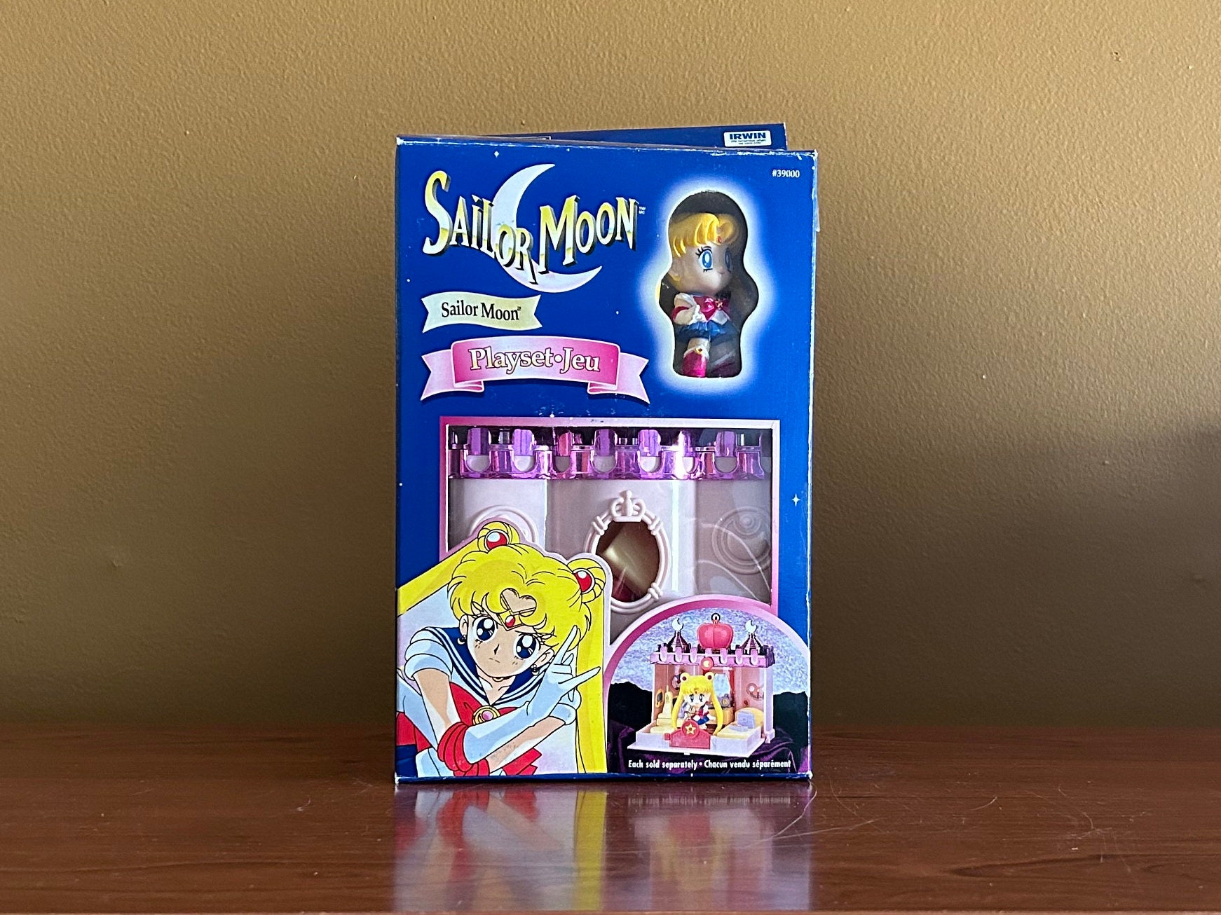 Rare 1997 Sailor Moon Mini Castle Playset 2” Foldout Set