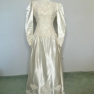 Vintage Victorian Style bridal gown / lace / puff sleeve wedding dress / Princess Diana wedding dress