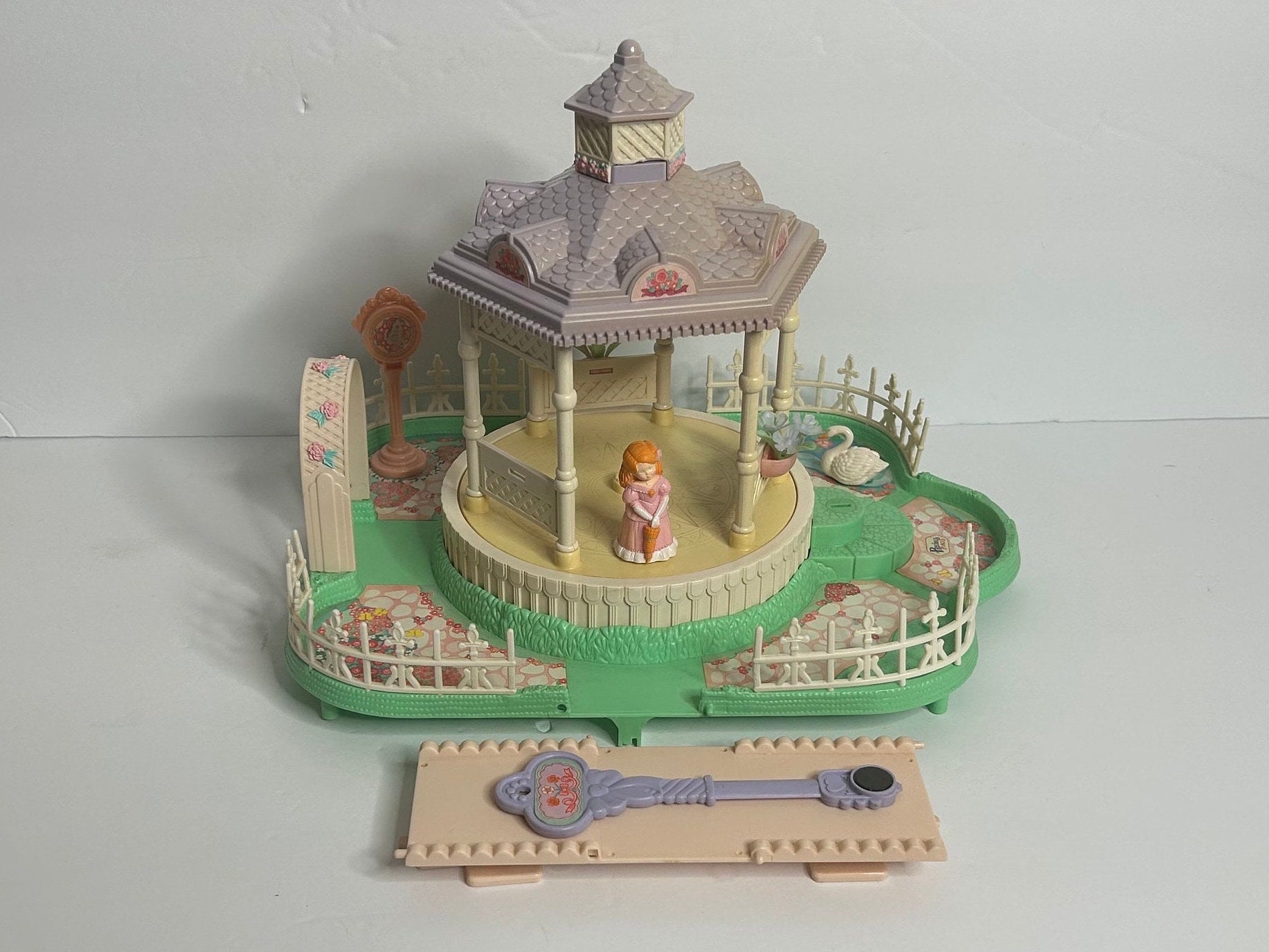 Vintage Fisher-Price Precious Places – Manège Gazebo 1988, Jouet Miniature Rare Pour Collection