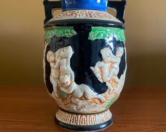 Jarrón de querubín art nouveau de cerámica