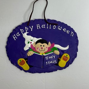 Vintage Happy Halloween Wall Plaque / Door Hanger / Trick or Treat / welcome sign / Dracula / Spooky Stories / Ghost / vtg Halloween decor
