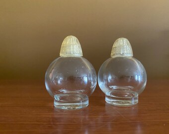 Extraordinary Irice Salt And Pepper Shakers Images