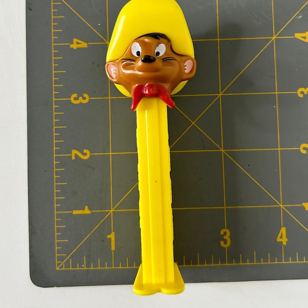 Vtg 90s Speedy Gonzalez Pez Dispenser