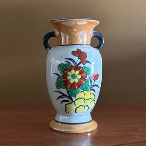 Vintage Japanese Lusterware 5.5” Bud Vase / small urn vase / Made in Japan / floral decor / vintage home decor / iridescent porcelain
