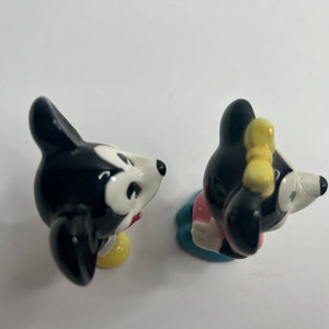 Vtg Disney Mickey Minnie Mouse Figurines / Pie Eyed Porcelain Figures *REPAIRED NOSE/ ceramic Minnie Mouse Figure / Vintage Mickey Mouse zdjęcie 9