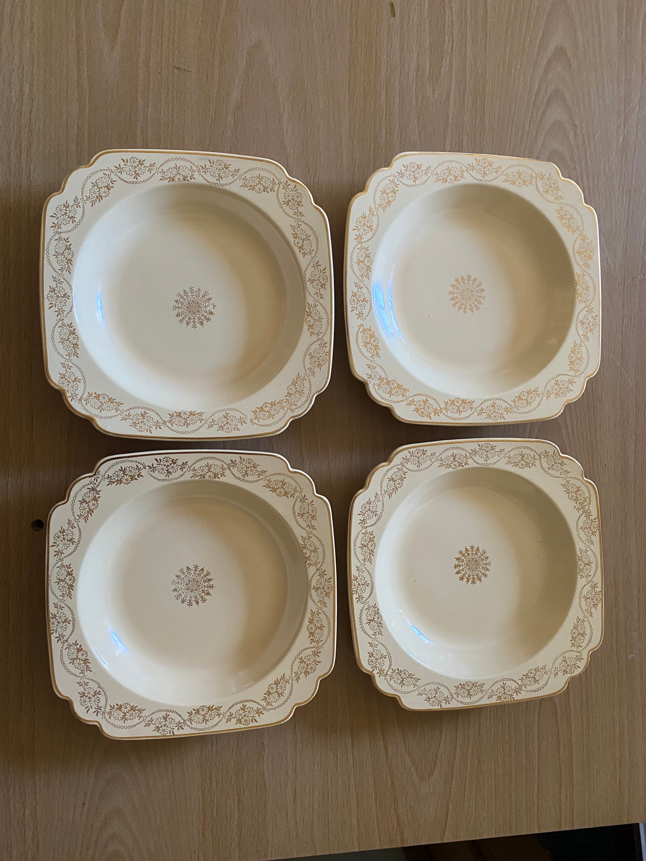 Gold Daisy Garland Scalloped Edge Salad Plates Etsy