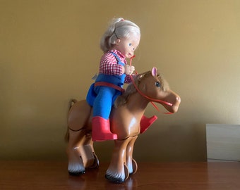 Vintage 1984 Kit and kaboodle doll on horse
