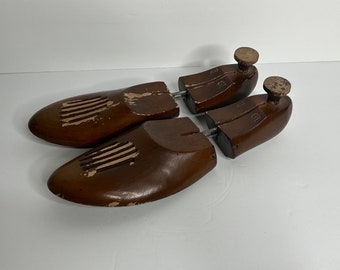 Vtg Wood Shoe Trees 10B Narrow / Vintage Wooden Shoe Stretcher / Shoe Form / Shoe Shaper