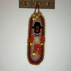 Vtg crochet Thanksgiving Turkey wall hanger / door hanger / thanksgiving decor