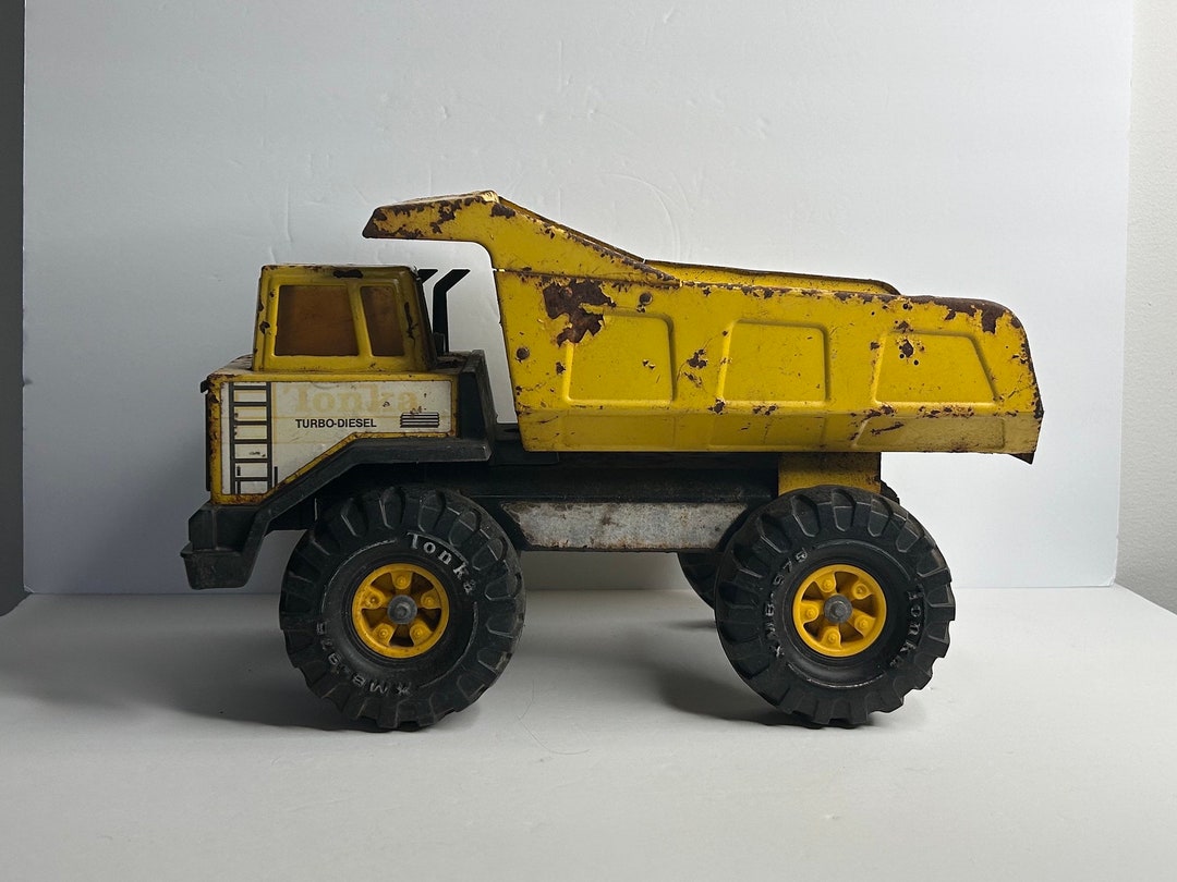 Vtg 1980s Steel Tonka Dump Truck / Turbo Diseal XMB975 Tonka / Vintage