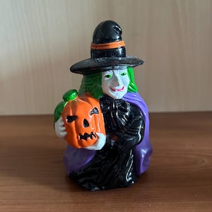 VTG Easter Unlimited 5.25” Halloween Plastic Witch on Wheels Toy Figure / vintage Halloween figurine toys