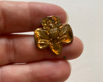 Prendedor de solapa Vintage Girl Scout con águila y cuatro estrellas