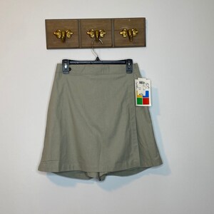Skorts - Vintage NWT 90s Claudia Barnes Sport light green skorts / 90s deadstock