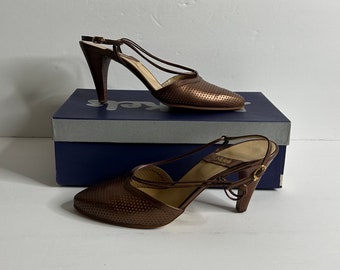 For REPAIR Vtg 80s Nickels Hazel Slingbacks read description / Brown Heels Size 8 / 80s fashion / 1980s style  / vintage foot ware