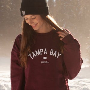 Tampa Bay Florida Sweatshirt: Vintage Style Crewneck
