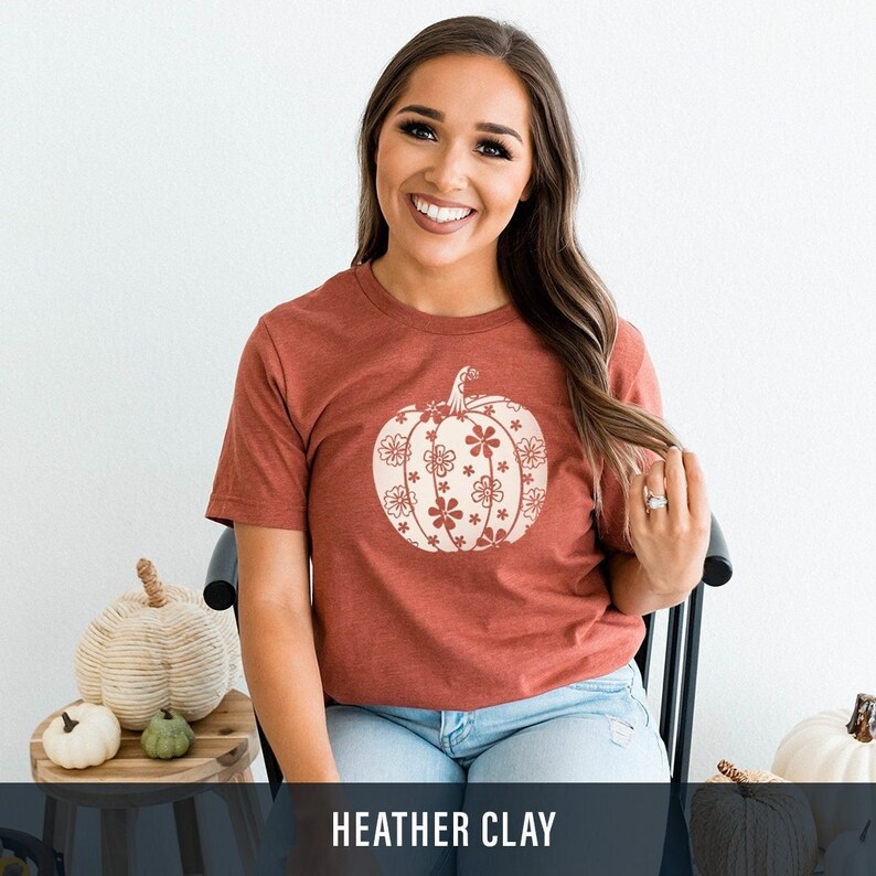 Cute Floral Pumpkin Shirt, Pumpkin shirt, Floral Pumpkin, Autumn Shirt, Fall Shirt for Woman, Floral Fall Shirt, Fall Shirt, Graphic Tee afbeelding 1