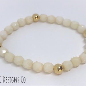 White Czech glass beaded bracelet