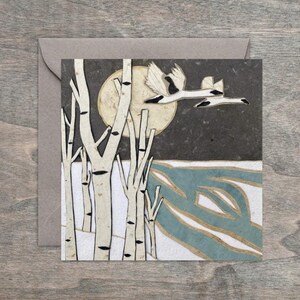Cartões de arte de 4 x 4" com saudações emolduradas — Voo de cisne noturno com neve e entusiasta de pássaros