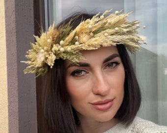 Ivory Dried Flower Crown: Rustic Wedding Headpiece with Natural Flowers. Fall Wedding Crown Tiara for Bride and Women's Hair Pieces.