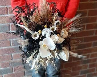 Gothic Wedding Bouquet, Black and Ivory Flowers, Dark Boho Bridal Bouquet, Halloween Wedding Flowers, Alternative Wedding Bouquet