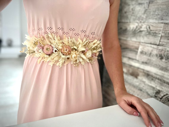 Buy Pastel Pink and White Dried Flower Hair Comb: Boho Wedding Hair  Accessories for Bride. Natural Flowers Hair Piece for Women. Pink Hair Vine  Online in India - Etsy