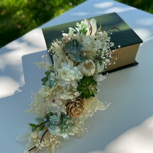 Bridal hair comb, succulent comb, wedding hair comb, Woodland blue flower comb, teal hair comb