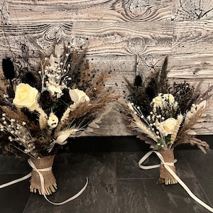 Gothic Wedding Bouquet: Black Roses and Pampas Flower Bouquet for Halloween and Elegant Black Weddings. Arrangement for Wedding Bouquet