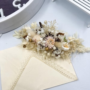 Pente de cabelo de noiva boho com flores secas, marfim e gypsophila marrom, acessório de cabelo rústico para casamento, presilha floral feita à mão, aplique de cabelo natural