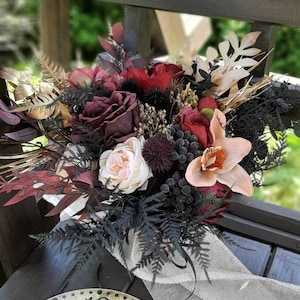 Purple black pink flowers Fall bridal bouquet Faux bouquet Fall wedding Halloween wedding Silk flowers Boho wedding Burgundy black bouquet