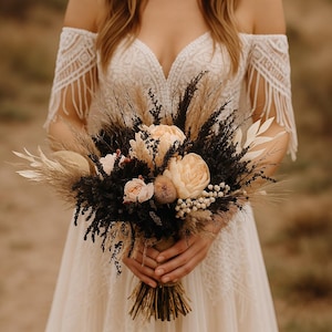 Gothic Black Dried Flower Bridal Bouquet – Unique Alternative Wedding Bouquet, Halloween Dark Floral Arrangement