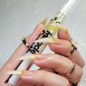 Miracle GrowTH Cuticle & Nail Oil Pen 3ml image 4