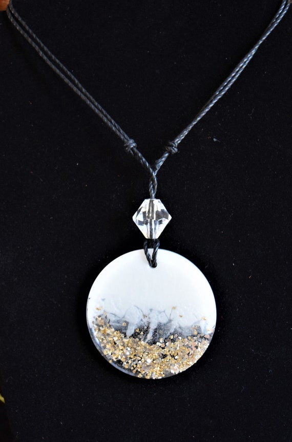 White Round Resin Necklace Pendant 