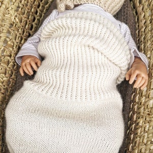 Knitting pattern Baby swaddle bag | cocoon sleeping bag pattern | newborn romper bag