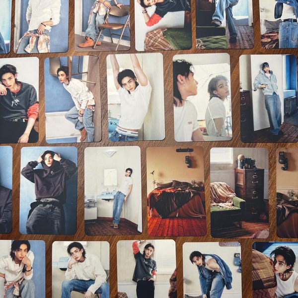 Hyunjin Guess SS26 Drop Lomo Set