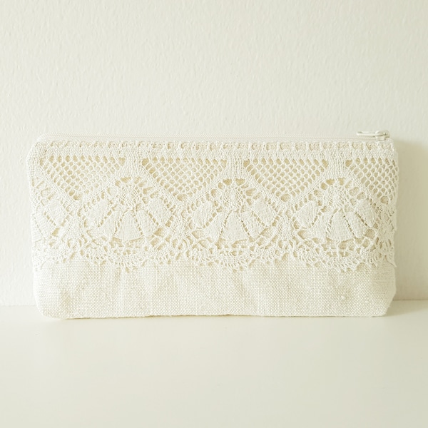 small second hand linen purse with lace, romantic makeup pouch, zero waste vegan pencil case, eco friendly ethical sustainable up-cycled bag