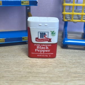 Mini Brands McCormick Black Pepper!