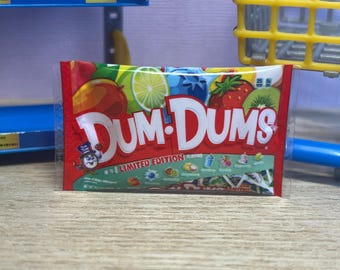 ¡Bolso de edición limitada Mini Brands Dum Dums!