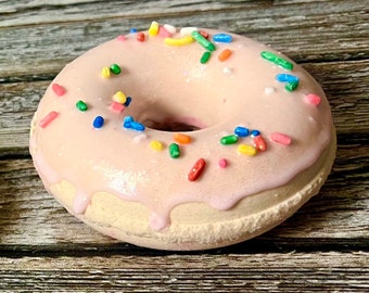 Amaretto Donut Bath Bomb