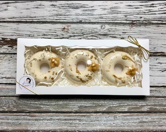 Caramel & Honey Oatmeal Milk Bath Donut Gift Set