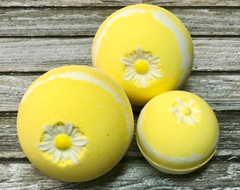 Daisy Bath Bomb