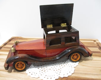 Handcrafted Wooden Vintage Car Model Classic 1930s Coupe Cedar Mahogany Wood Toy Collectible Rustic Home Decor Trinket Box
