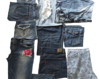 12 st. Denimblå jeansfickor, rester, gör-det-själv-sömnad, quiltpyssel, återvinning, Levi's Lucky + Distressed Bling, blandade