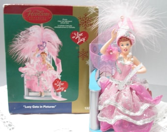 I Love Lucy Gets in Pictures Figurine 2005 Heirloom Collection Ornament Pink Showgirl Lucille Ball