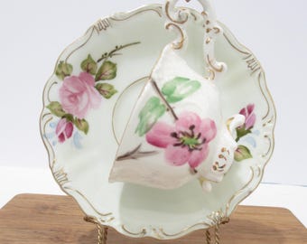 Vintage blandade tekoppar och fat, Stafford, Kina, England + MK, ockuperat Japan, handmålat, blommigt, guldfärgat, set med stativ, 3 delar