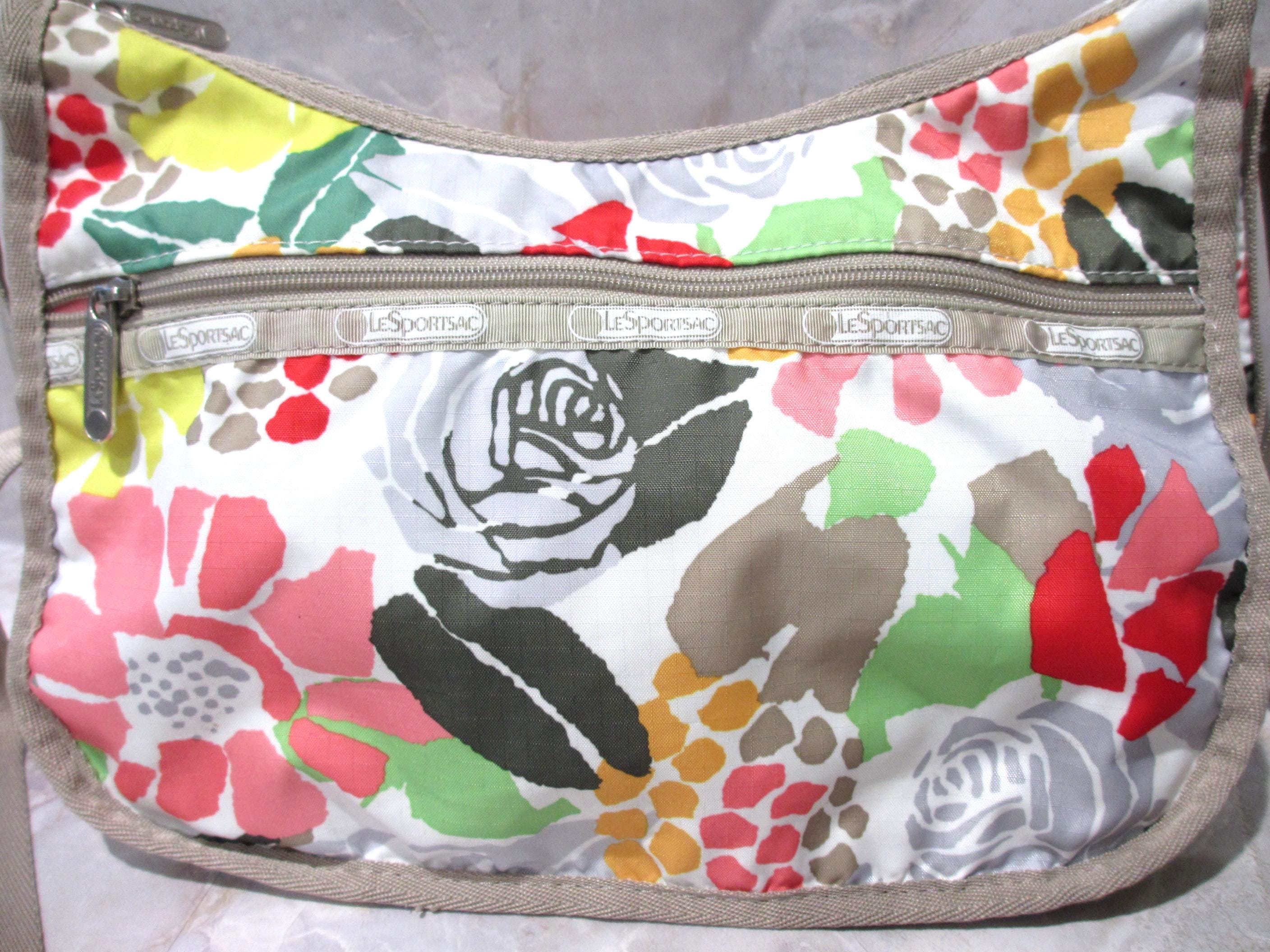 Le SportSac Crossbody Bag and matching Pouch Nylon Floral pattern Deluxe Everyday Bag - Olive Floral Silhouette print – LeSportsac main image 2