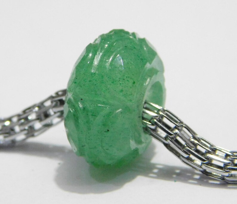 5 Piece Natural Green Strawberry Quartz Handmade Carved European Bracelet Fit Charms Beads 15x8mm 5mm Hole