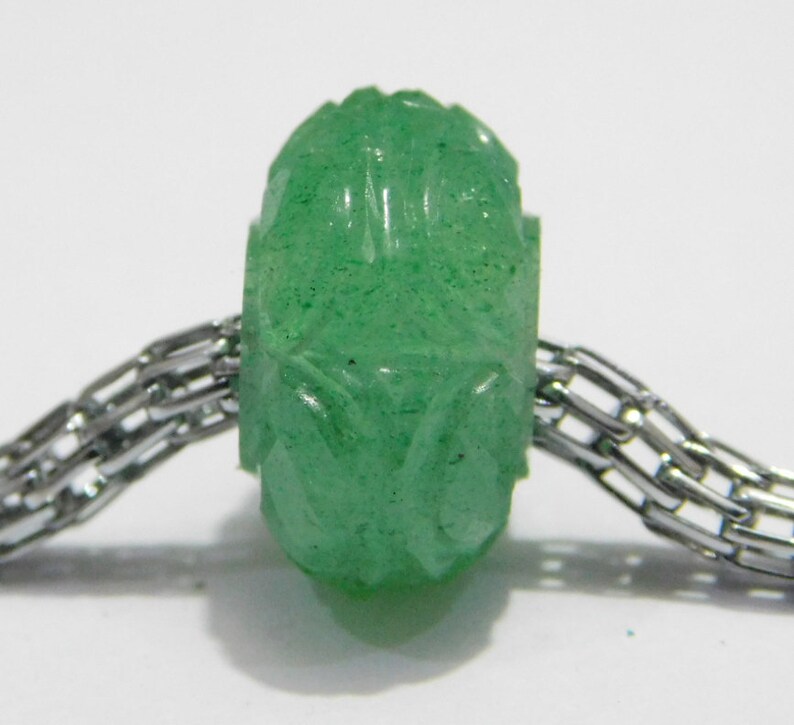 5 Piece Natural Green Strawberry Quartz Handmade Carved European Bracelet Fit Charms Beads 15x8mm 5mm Hole