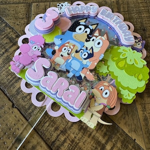Adorno para tarta personalizado inspirado en Bluey