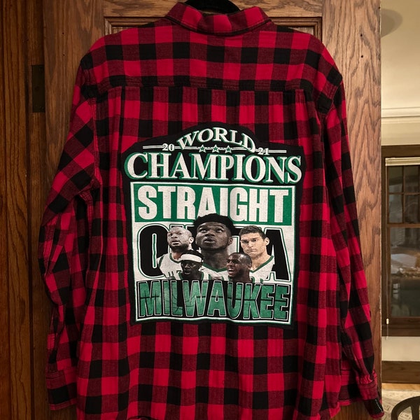 Milwaukee Bucks Champions Flannel Upcycled XL // Lopez Giannis Middleton