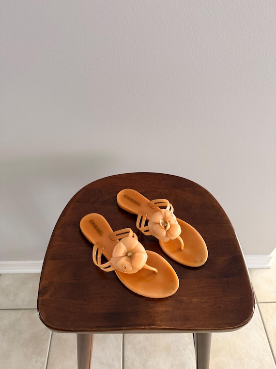 CHANEL Interlocking CC Camelia Jelly Sandals